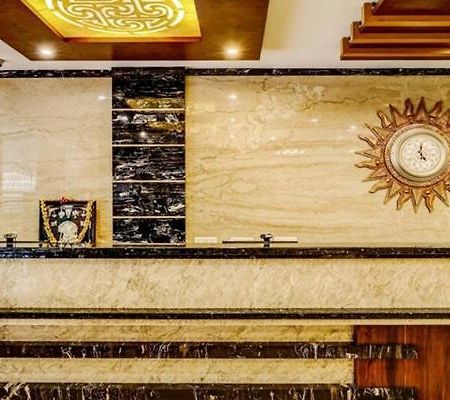 Hotel U.T.Elegance Bangalore Exterior photo